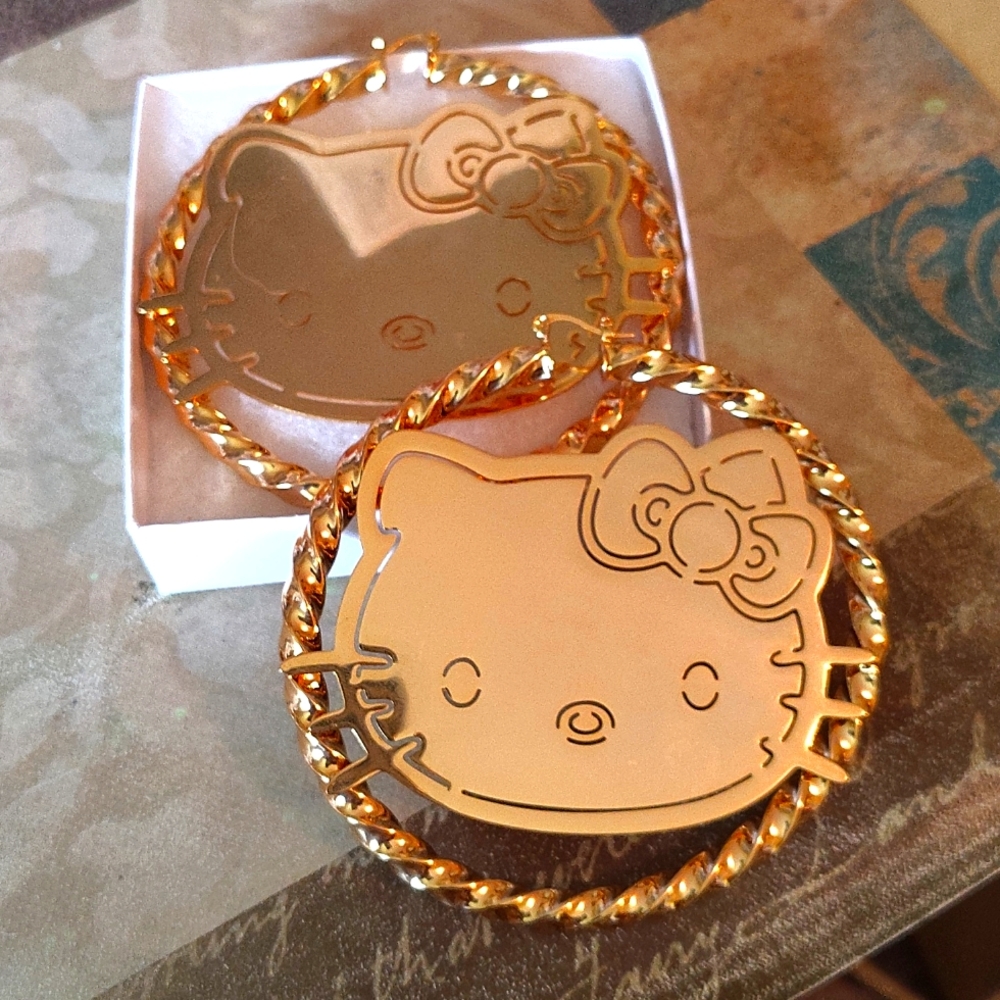 Hello Kitty earrings 3.5 inches in width